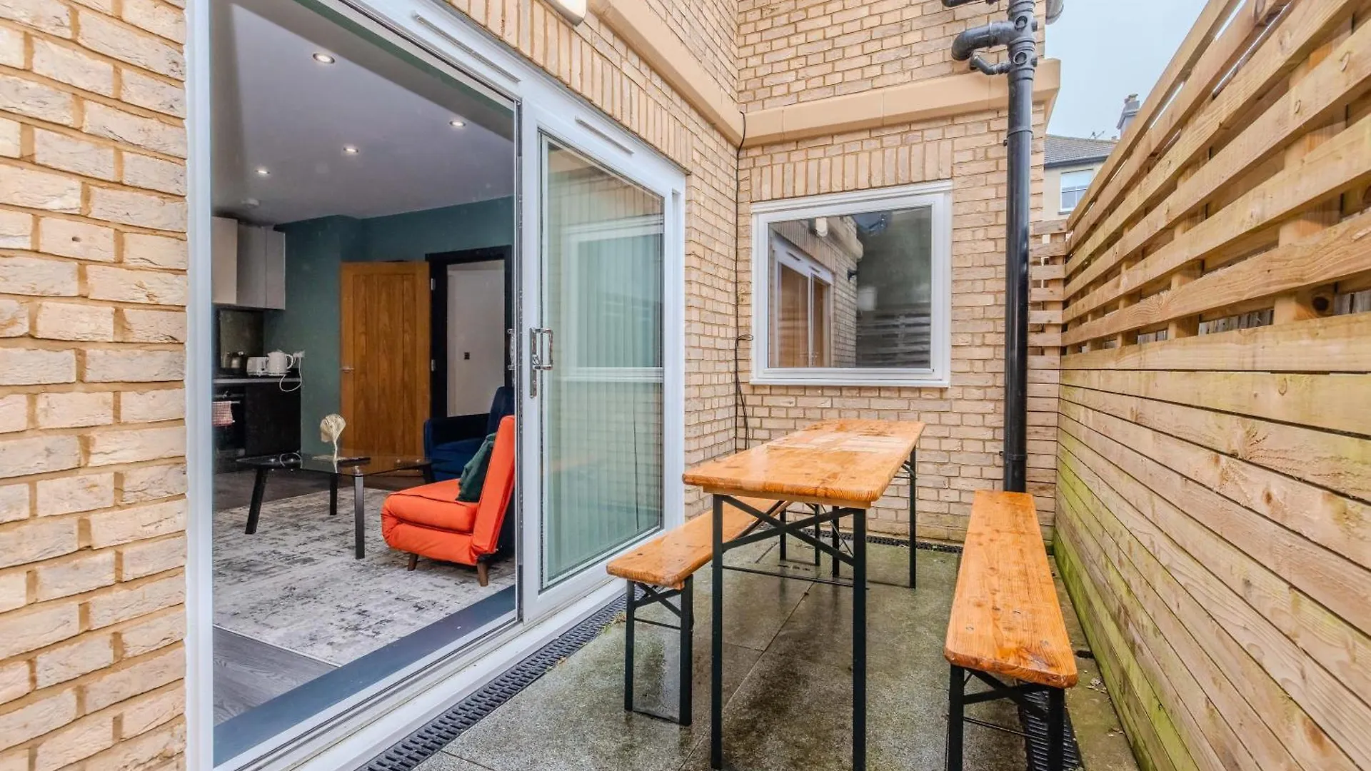 Central Hove 3 Bedroom Flat Bn340Bwil בית נופש
